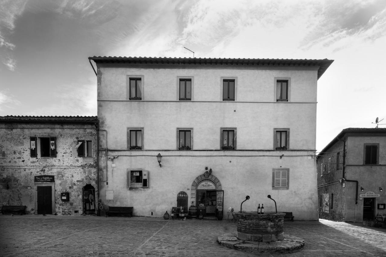 Rooms And Wine Al Castello Monteriggioni Luaran gambar
