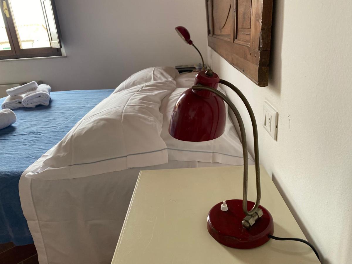 Rooms And Wine Al Castello Monteriggioni Luaran gambar
